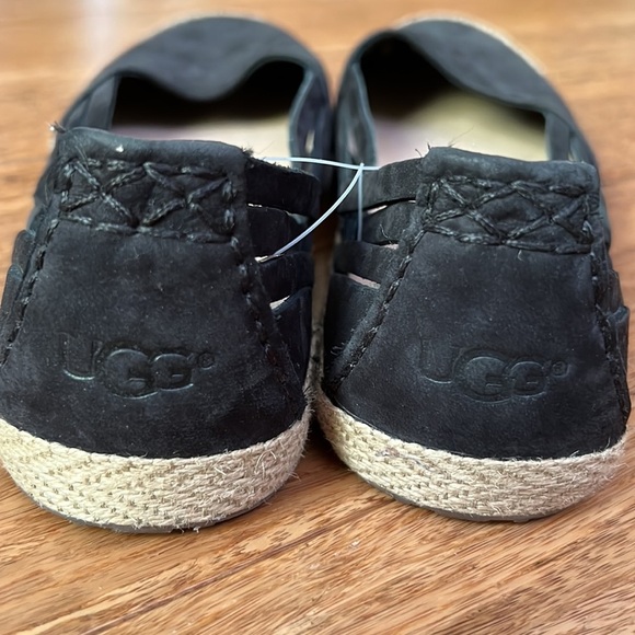NEW UGG Women’s Cicily Slip-one Black Nubuck sz 8 - Picture 3 of 6